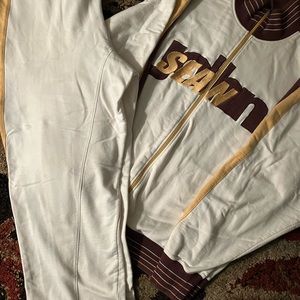 Beautiful Sean John jacket and pants